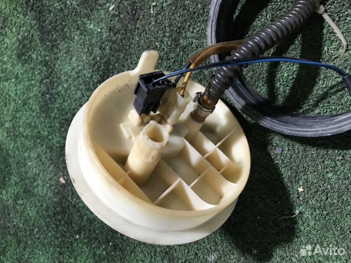 Бензонасос Volkswagen Passat B5 ATW 1.8