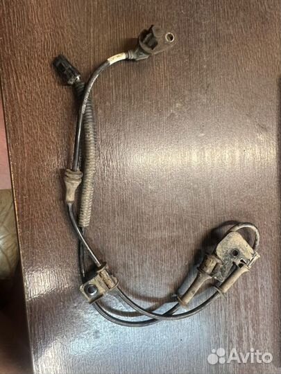 Датчик ABS передний левый Hyundai Solaris 1