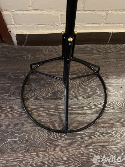 Вешалка напольная для одежды черная