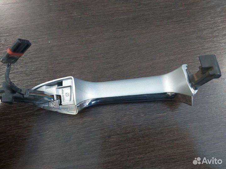Ручка двери внешняя задняя левая Mercedes Gl 500