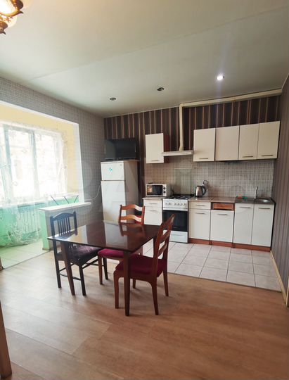 Комната 43 м², 3/3 эт.