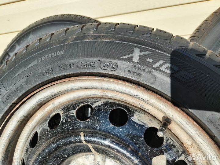 Michelin X-Ice 3 205/55 R16 100H