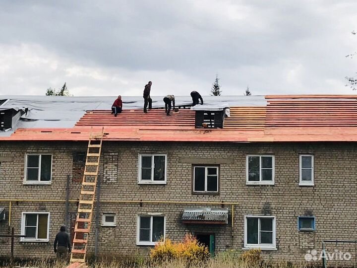 Бригада строителей