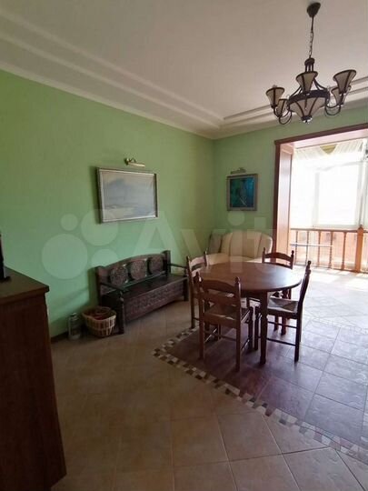 3-к. квартира, 124 м², 4/5 эт.