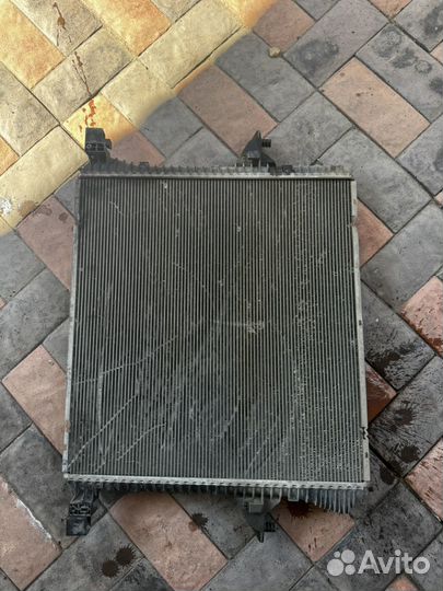 Радиатор volkswagen amarok