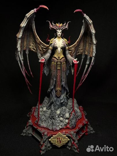Фигурка Lilith из Diablo 4