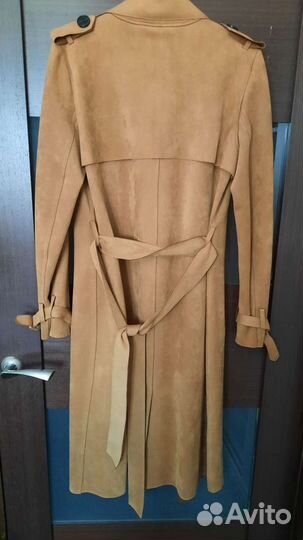 Тренч Stradivarius