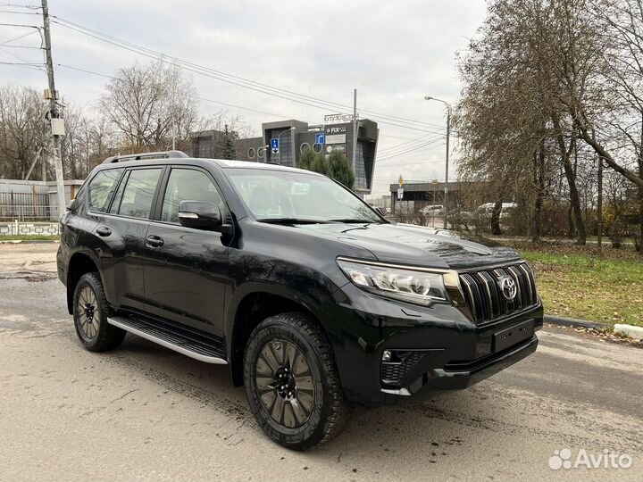 Toyota Land Cruiser Prado 2.8 AT, 2023, 10 км