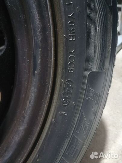 Kumho I'Zen KW31 215/55 R16 97R