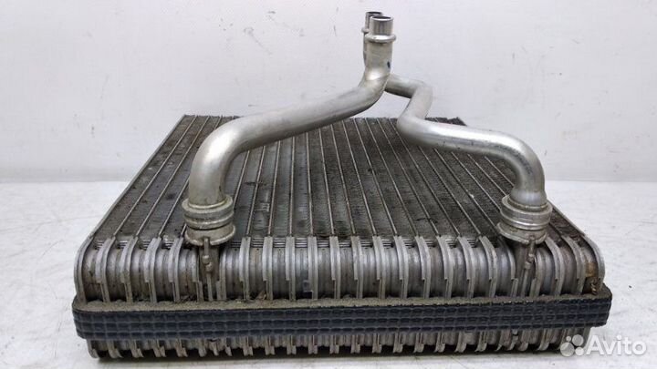 Радиатор кондиционера (конденсер) Volkswagen Jetta