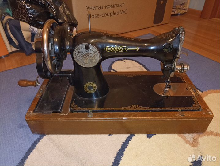 Швейная машина Подольского механического завода