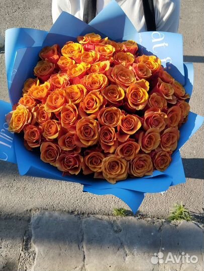 51 роза 40 см. Букет яркий закат