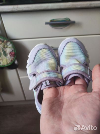 Обувь для девочки в садик