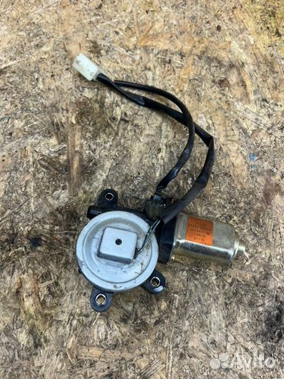 Моторчик сиденья передний левый Infiniti Fx35 S50