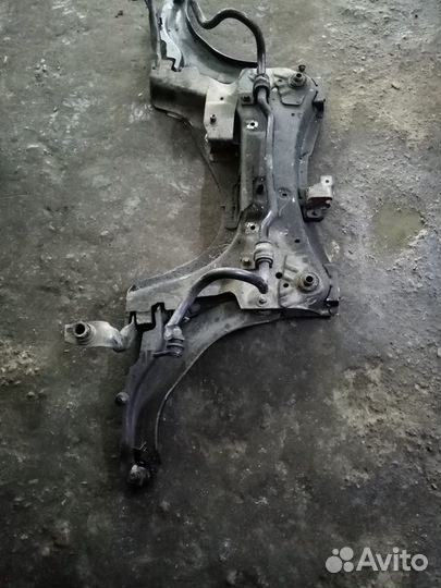 Подрамник renault megane 2