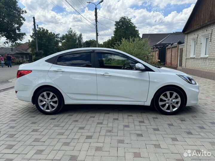 Hyundai Solaris 1.6 AT, 2011, 187 300 км