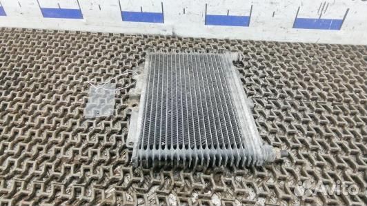 Радиатор масляный jeep grand cherokee WJ (OSE12KD0