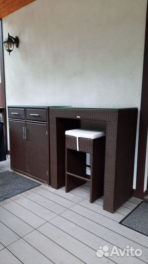 Комод из ротанга