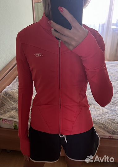 Спортивная кофта reebok