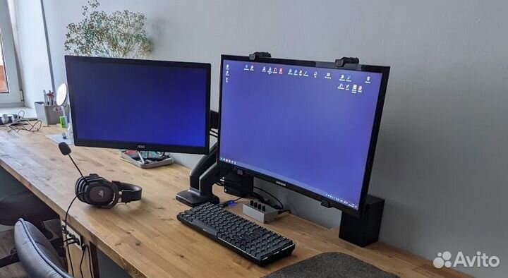 Монитор Samsung LC24RG50fqixci