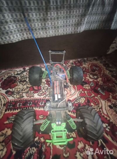 Радиоуправляемая машинка Traxxas Bigfoot. Торг