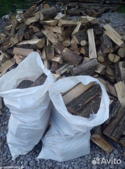 Дрова колотые дуб