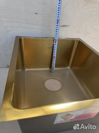 Мойка для кухни стальная