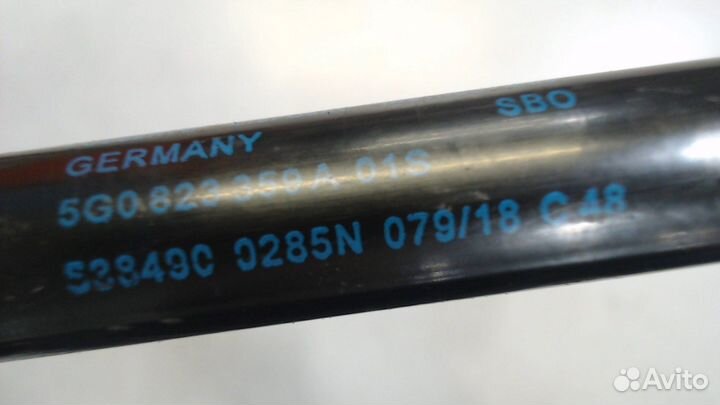 Амортизатор капота Volkswagen Golf 7, 2018