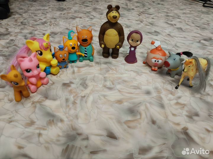Игрушки детям,три кота,Маша и медведь,пони