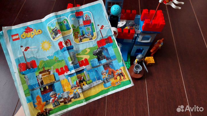 Набор Lego duplo Королевский замок 10577