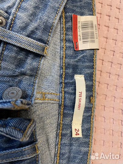 Новые женские джинсы Levis 711 (24/32)