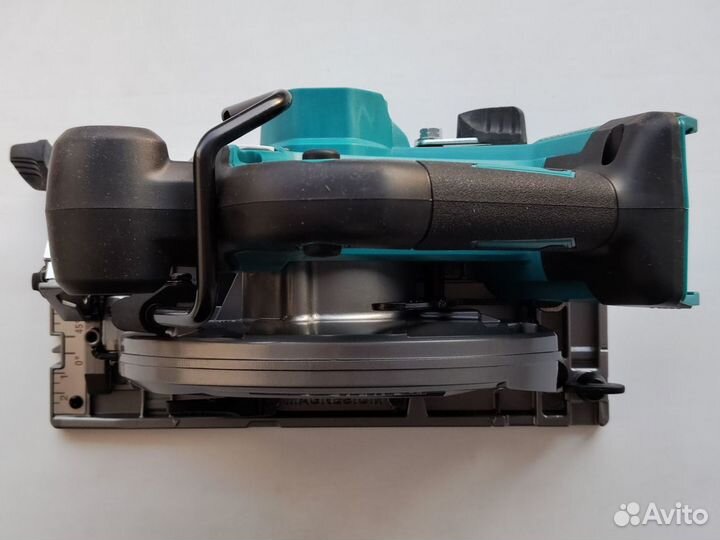 Makita HS012GZ XGT 40В - дисковая пила