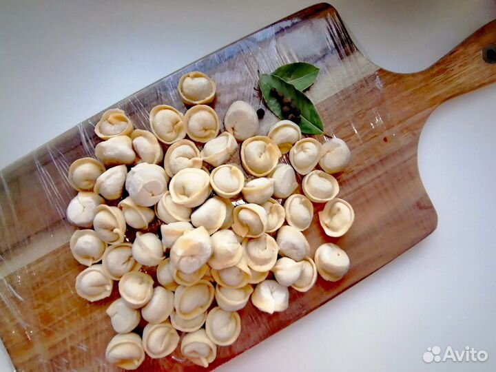 Пельмени, долма,манты, домашняя вкусная еда