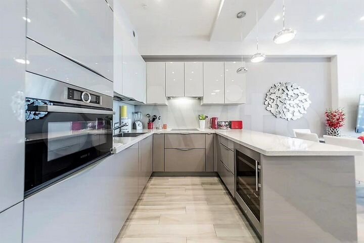 3-к. квартира, 160 м², 10/22 эт.