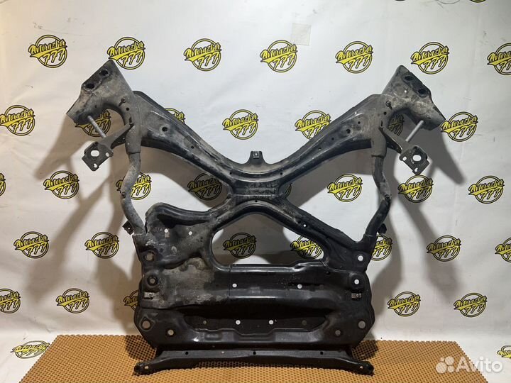 Подрамник передний Audi A4 B9 8W