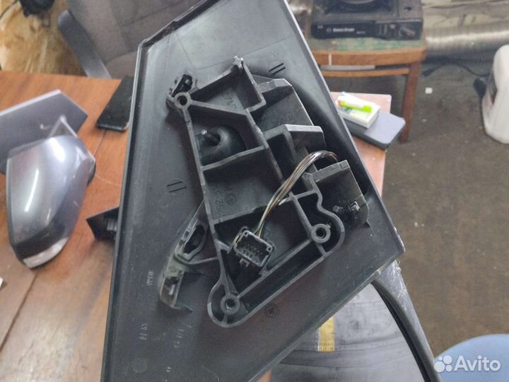 Зеркало заднего вида renault megane III левое