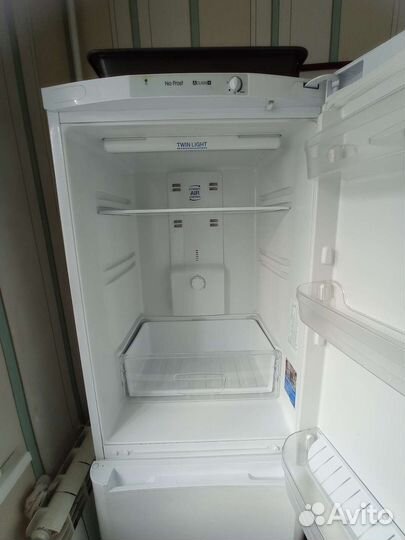 Холодильник на запчасти