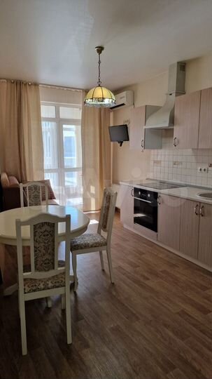 2-к. квартира, 53 м², 3/21 эт.