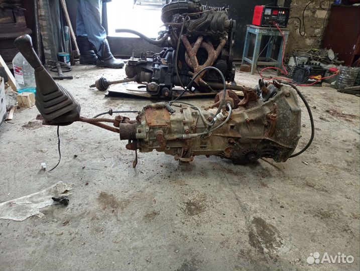 Задний редуктор с приводами subaru Leon