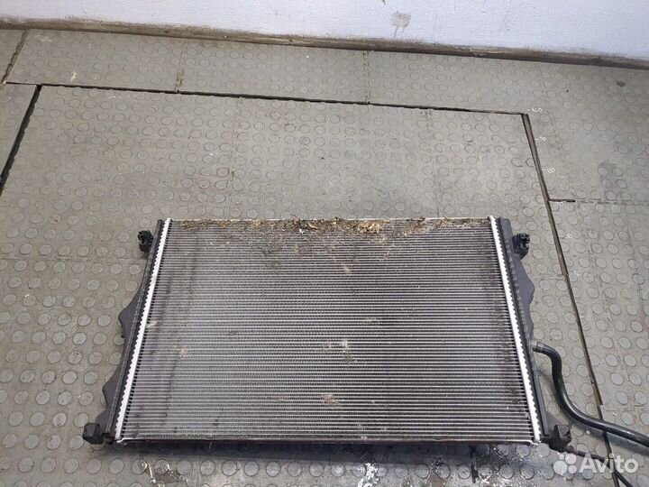 Радиатор охлаждения двигателя Mercedes A W177 2018, 2019