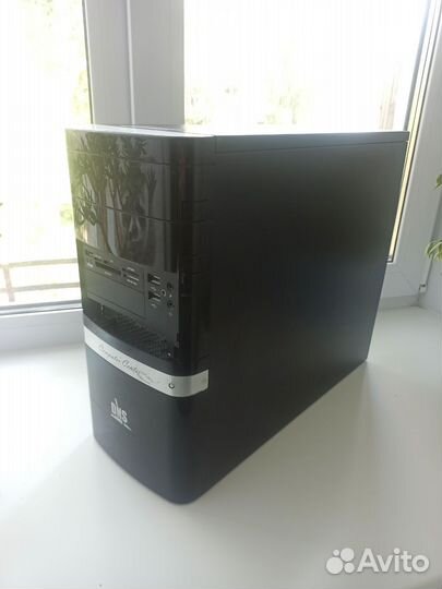 Офисный компьютер