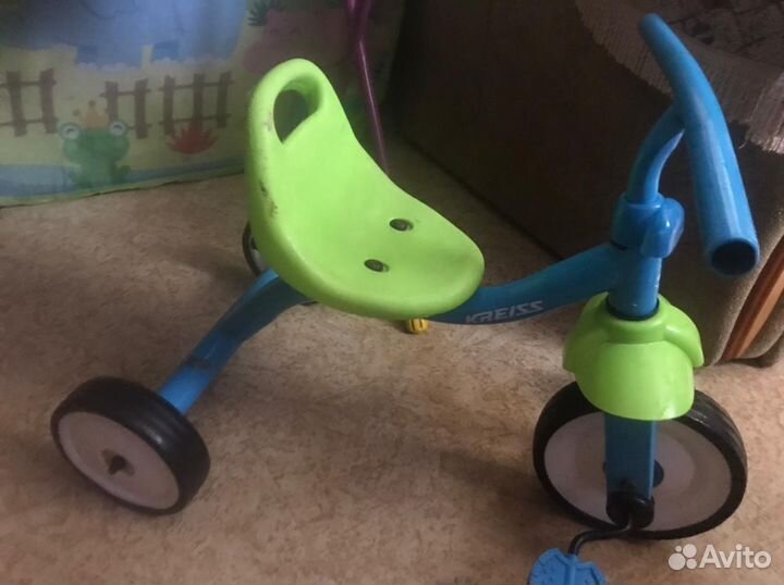 Трехколесный велосипед