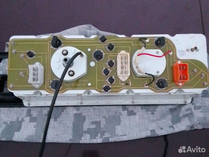 Щиток приборов ваз-2107