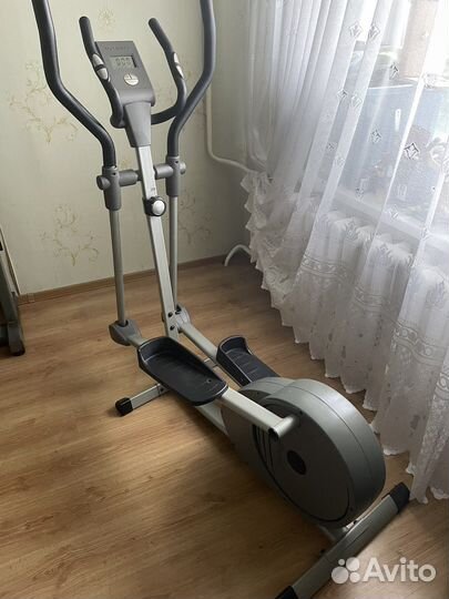 Эллиптический тренажер torneo