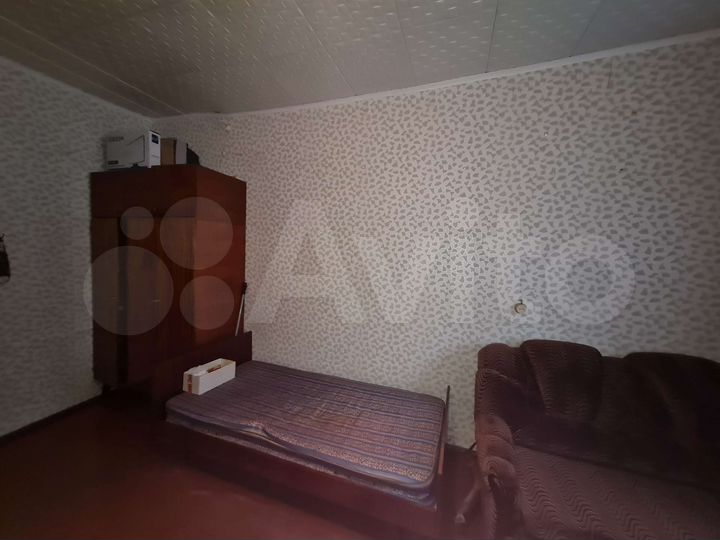Комната 20 м² в 2-к., 1/2 эт.
