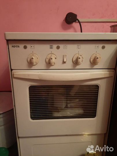 Электроплита с духовкой