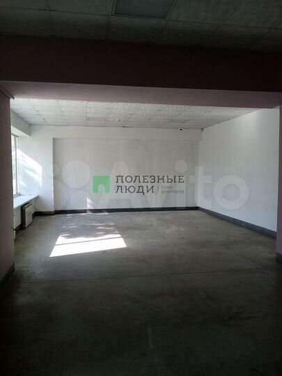 Сдам торговое помещение, 110 м²