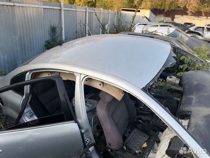 Фольксваген Пассат Б5 крыша со стойками