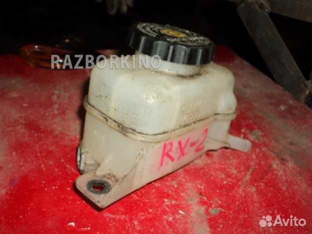 Бачок главного тормозного цилиндра