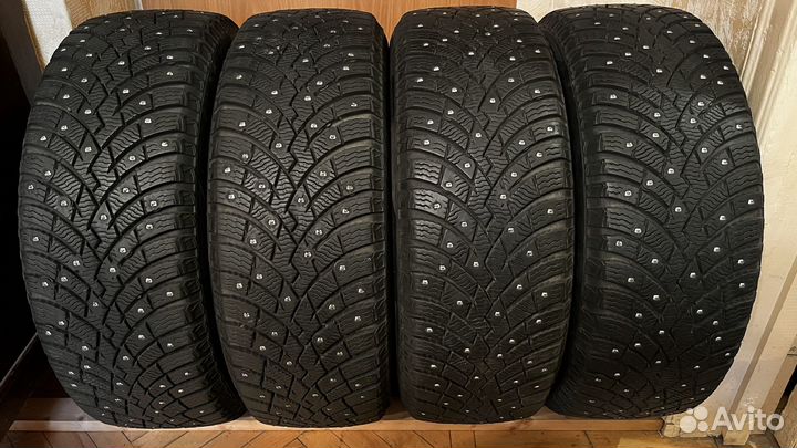 Pirelli Ice Zero 2 215/60 R16 99T